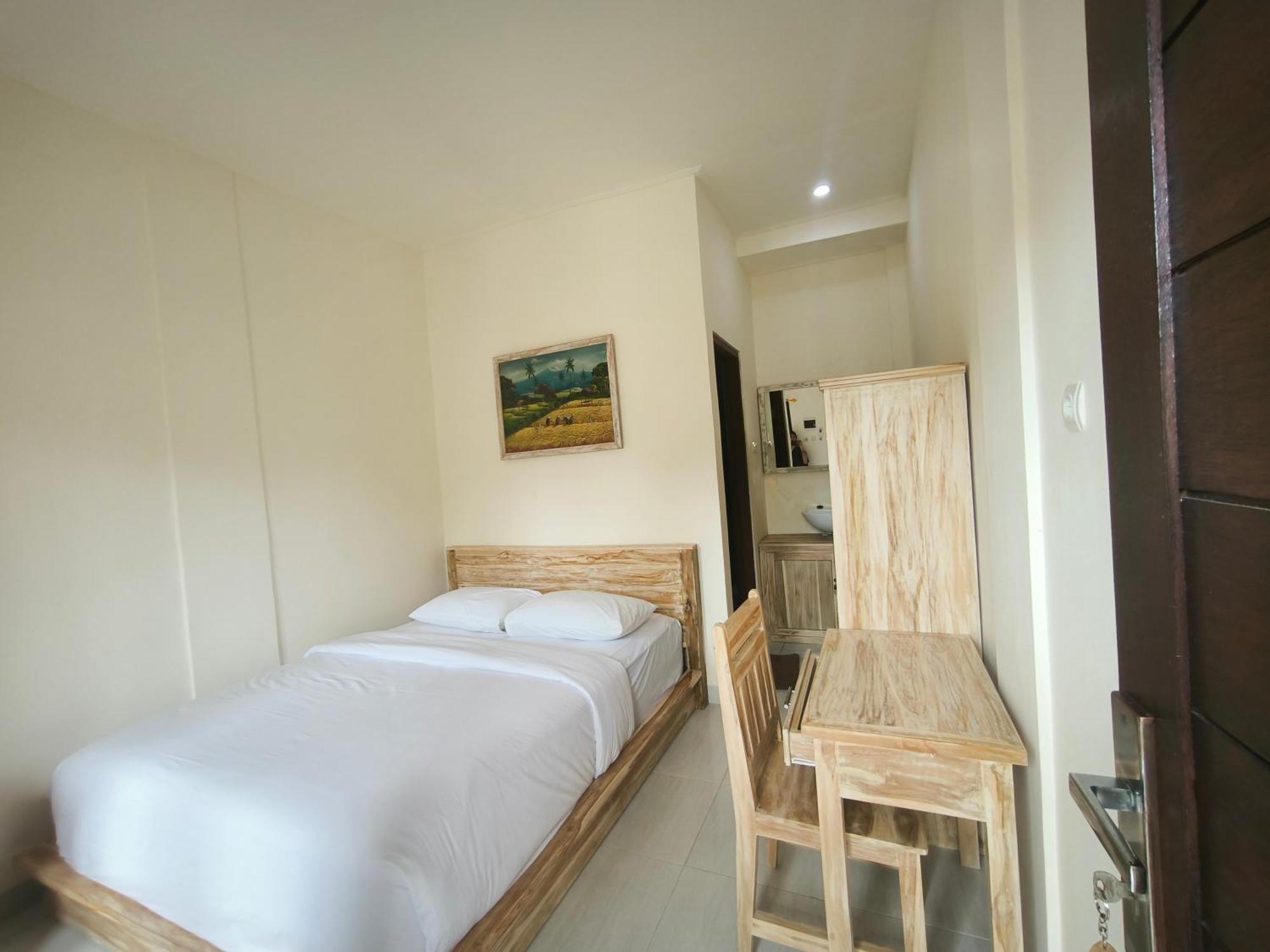 Ken Ken Guest House Seminyak Kültér fotó