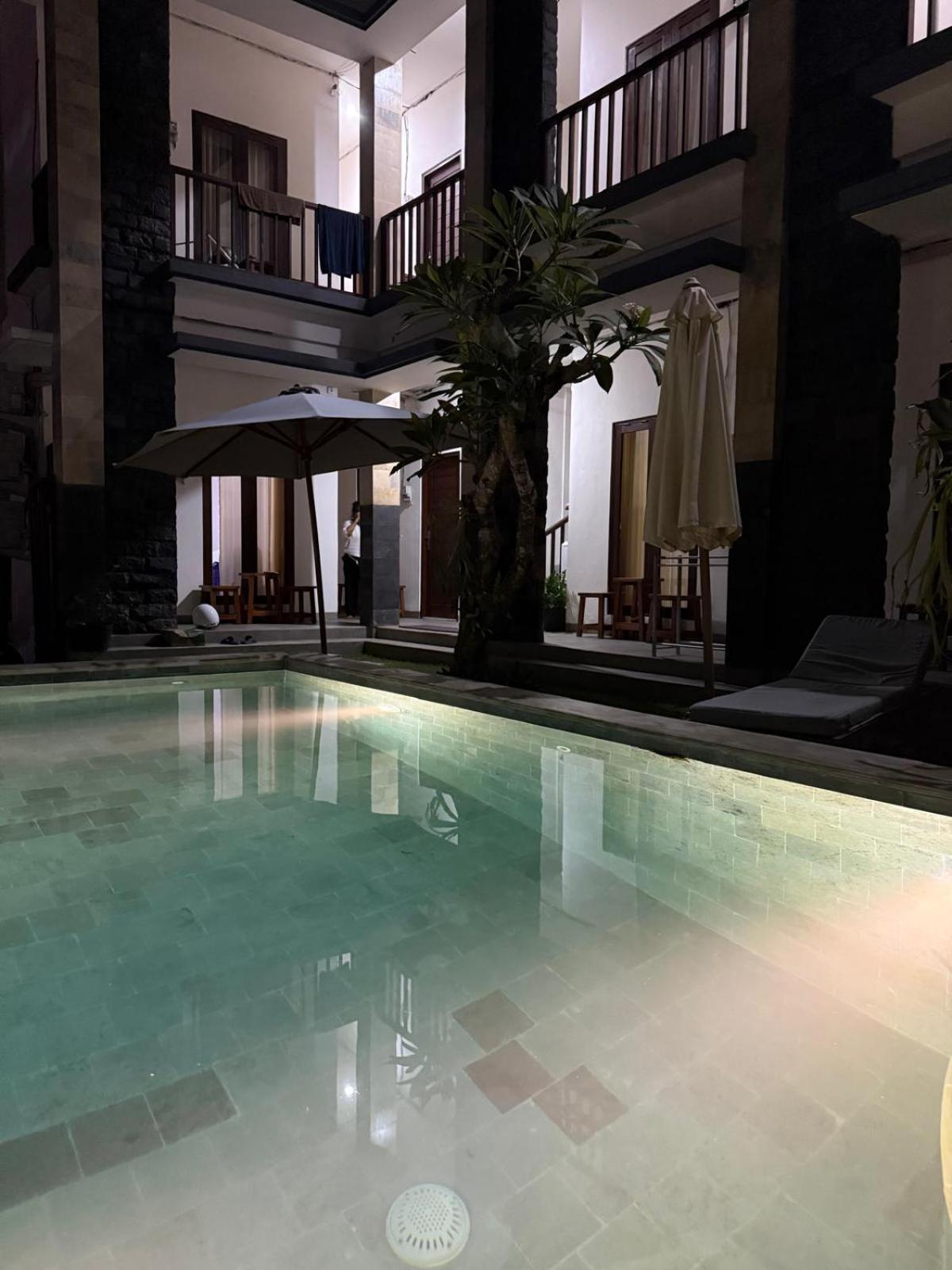 Ken Ken Guest House Seminyak Kültér fotó