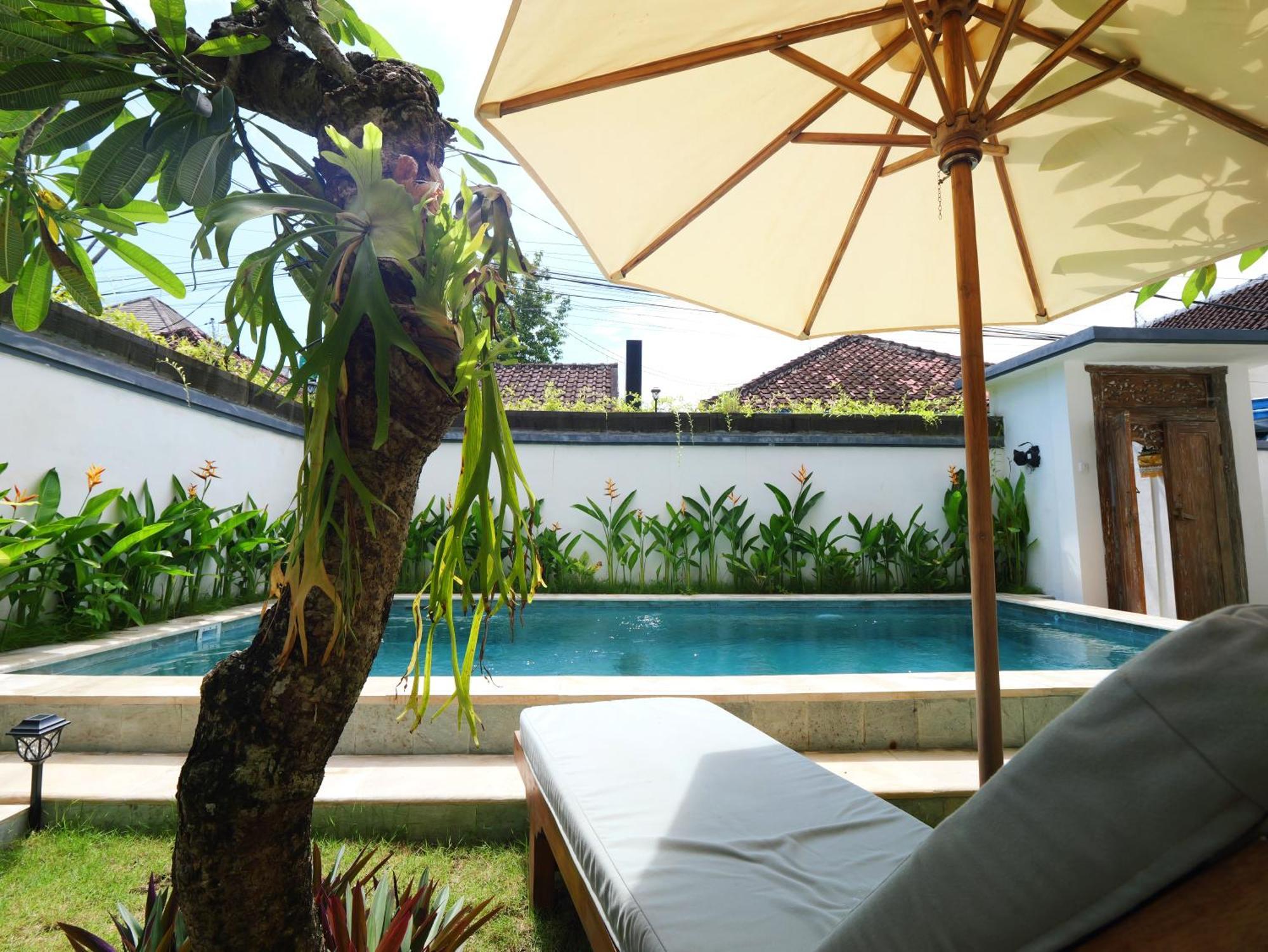 Ken Ken Guest House Seminyak Kültér fotó