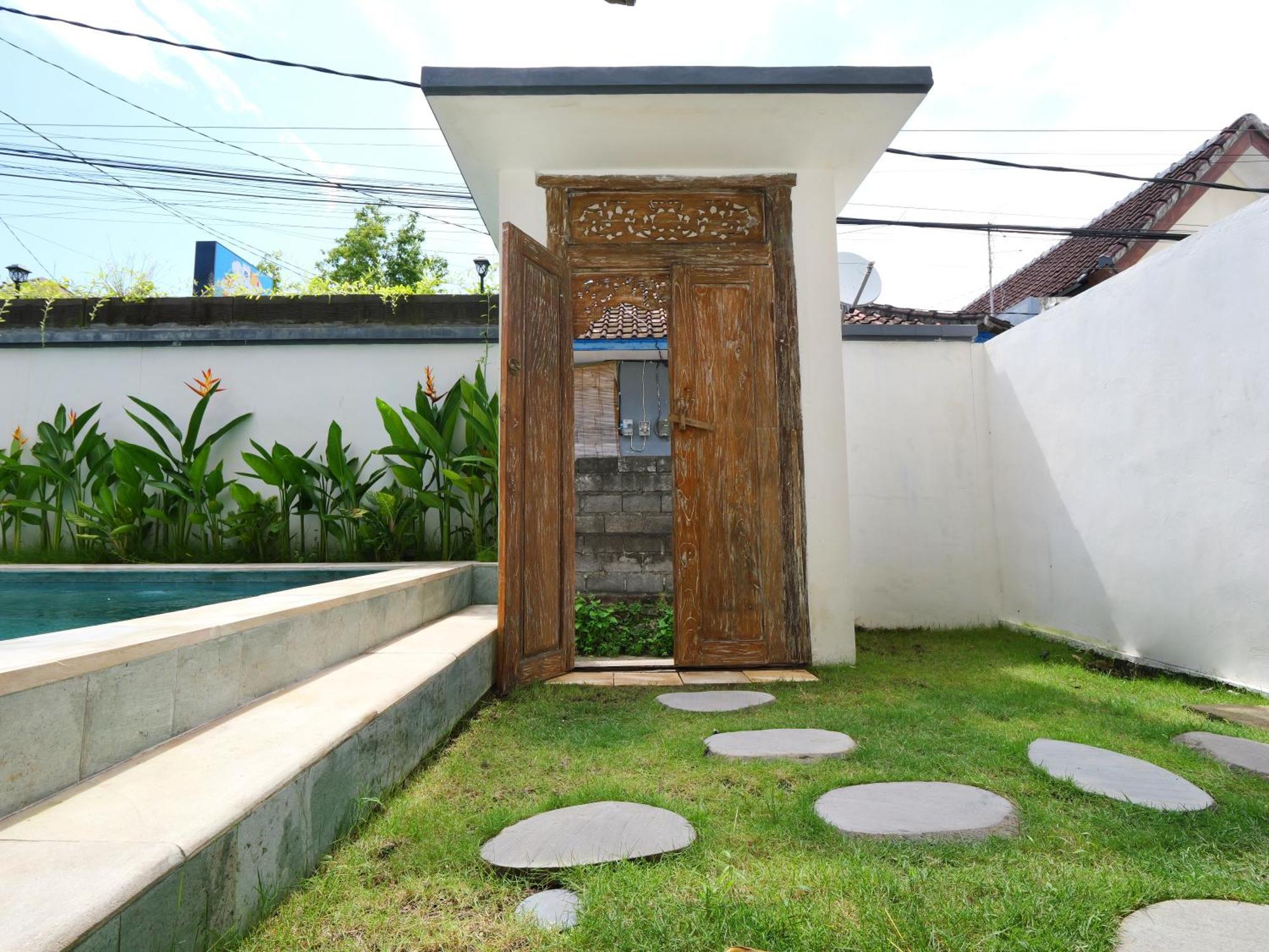 Ken Ken Guest House Seminyak Kültér fotó
