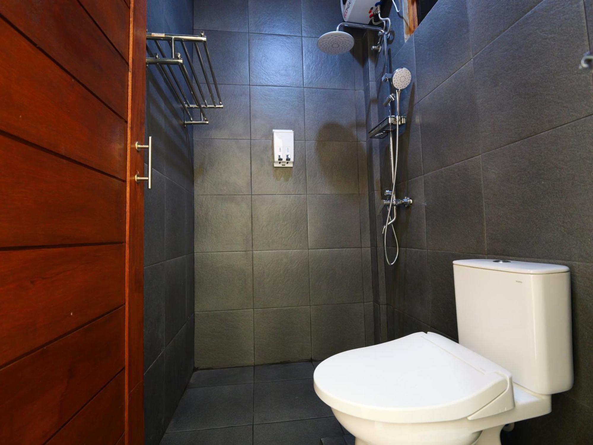 Ken Ken Guest House Seminyak Kültér fotó