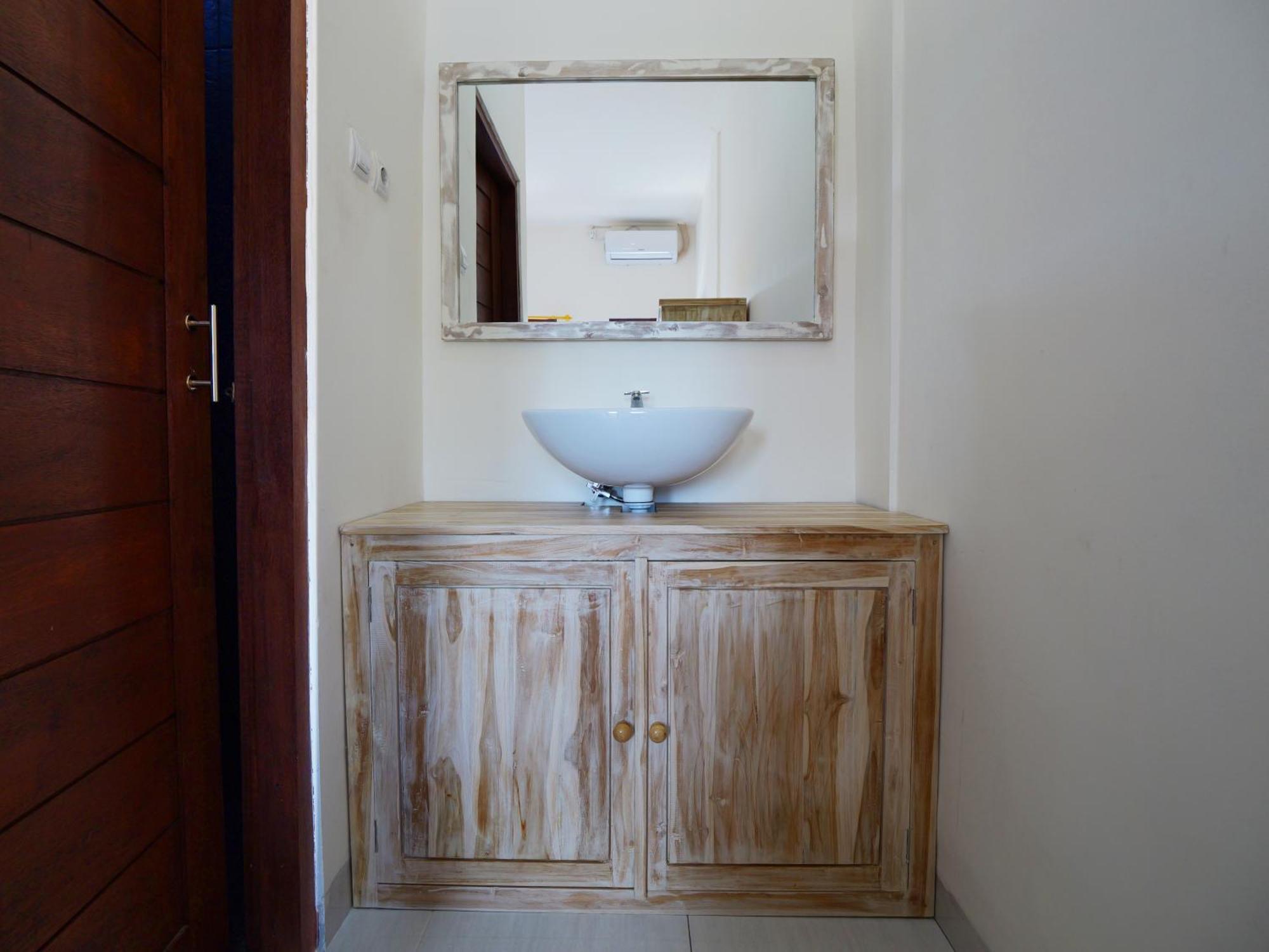 Ken Ken Guest House Seminyak Kültér fotó